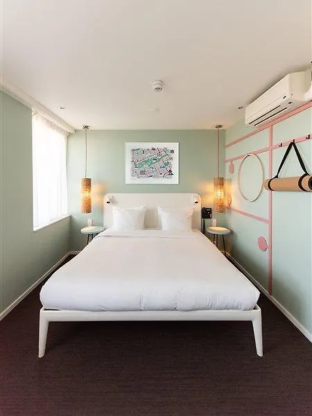 Conscious Hotel Vondelpark Amsterdam 3*,
